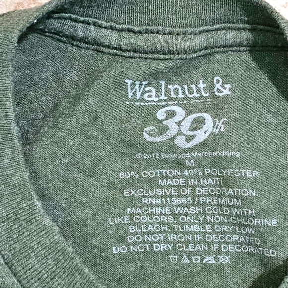 Walnut & 39th Green Irish Soccer Hooligans T Shirt M Graphic St Patrick Casual - Picture 4 of 6